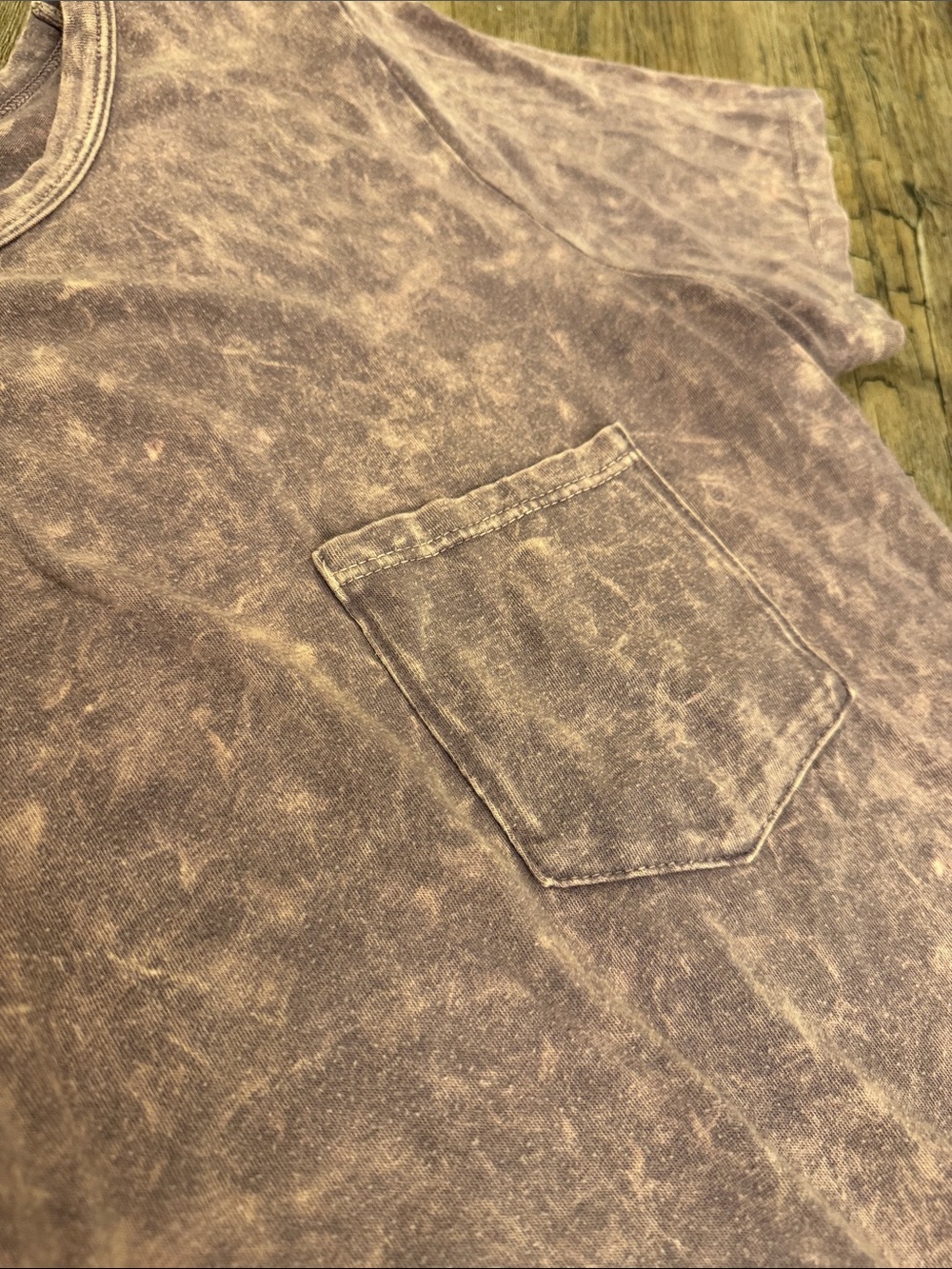 BKE Mauve Mineral Wash Short Sleeve Pocket Tee - Picture 3 of 3